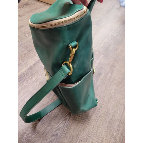 Sseko Designs Genuine Leather Green Crescent Convertible Crossbody Backpack Purs - Picture 4 of 9